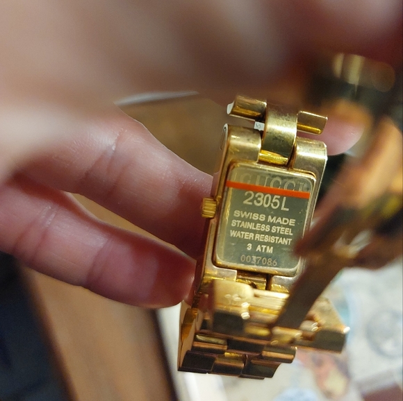 Watch - Picture 2 of 5